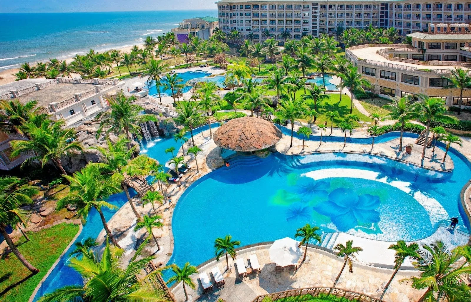 Olalani Resort & Condotel