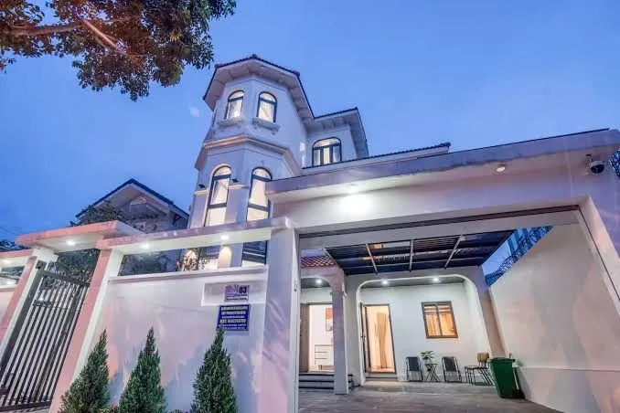Brand-New 2025 6BR Villa / Free Pick up / BBQ